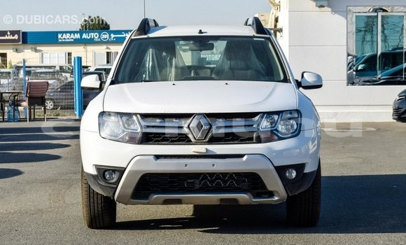 Acheter Import Voiture Renault Duster Blanc à Import - Dubai, Région de la Bouenza Acheter Import Voiture Renault Duster Blanc à Import - Dubai, Région de la Bouenza
