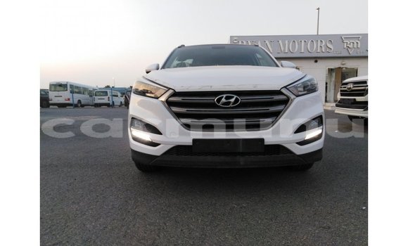 Acheter Import Voiture Hyundai Tucson Blanc à Import - Dubai, Région de la Bouenza Acheter Import Voiture Hyundai Tucson Blanc à Import - Dubai, Région de la Bouenza