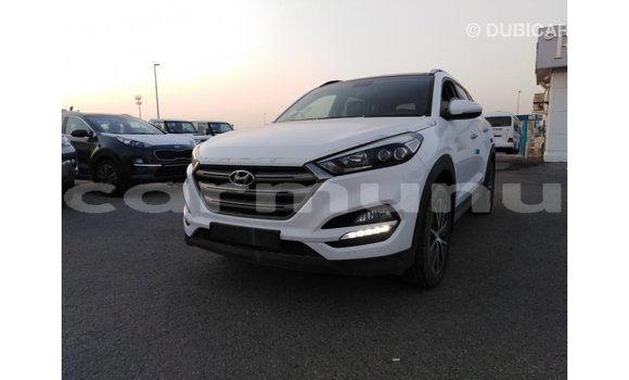 Acheter Import Voiture Hyundai Tucson Blanc à Import - Dubai, Région de la Bouenza Acheter Import Voiture Hyundai Tucson Blanc à Import - Dubai, Région de la Bouenza