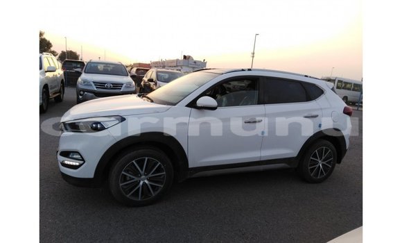 Acheter Import Voiture Hyundai Tucson Blanc à Import - Dubai, Région de la Bouenza Acheter Import Voiture Hyundai Tucson Blanc à Import - Dubai, Région de la Bouenza