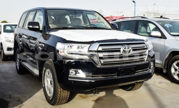 Buy Import Toyota Land Cruiser Black Car in Import - Dubai in Region of Bouenza Buy Import Toyota Land Cruiser Black Car in Import - Dubai in Region of Bouenza