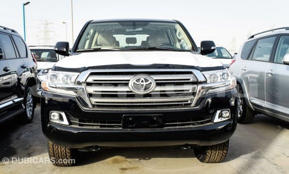 Buy Import Toyota Land Cruiser Black Car in Import - Dubai in Region of Bouenza Buy Import Toyota Land Cruiser Black Car in Import - Dubai in Region of Bouenza