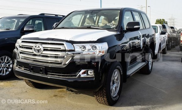 Buy Import Toyota Land Cruiser Black Car in Import - Dubai in Region of Bouenza Buy Import Toyota Land Cruiser Black Car in Import - Dubai in Region of Bouenza