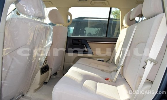 Buy Import Toyota Land Cruiser Black Car in Import - Dubai in Region of Bouenza Buy Import Toyota Land Cruiser Black Car in Import - Dubai in Region of Bouenza