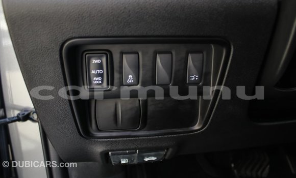 Acheter Import Voiture Renault Koleos Blanc à Import - Dubai, Région de la Bouenza Acheter Import Voiture Renault Koleos Blanc à Import - Dubai, Région de la Bouenza