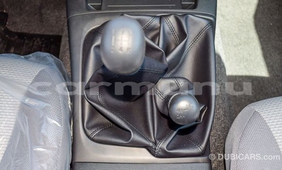 Acheter Import Voiture Mitsubishi L200 Blanc à Import - Dubai, Région de la Bouenza Acheter Import Voiture Mitsubishi L200 Blanc à Import - Dubai, Région de la Bouenza