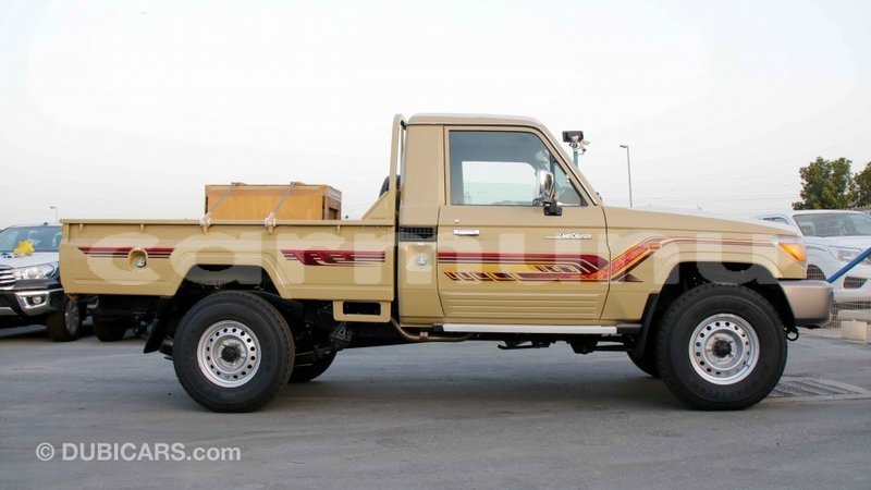 Big with watermark toyota land cruiser region de la bouenza import dubai 2972