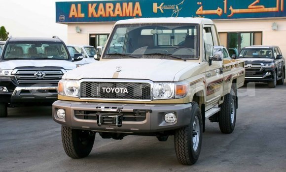 Acheter Import Voiture Toyota Land Cruiser Beige à Import - Dubai, Région de la Bouenza Acheter Import Voiture Toyota Land Cruiser Beige à Import - Dubai, Région de la Bouenza