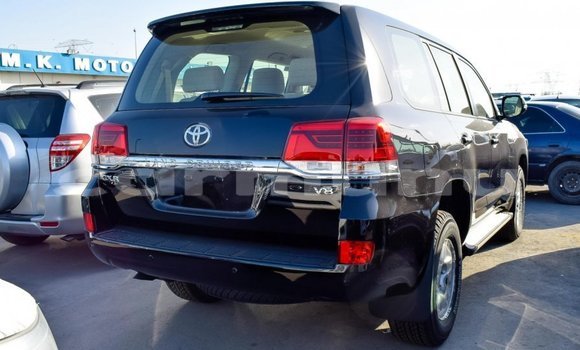 Buy Import Toyota Land Cruiser Black Car in Import - Dubai in Region of Bouenza Buy Import Toyota Land Cruiser Black Car in Import - Dubai in Region of Bouenza