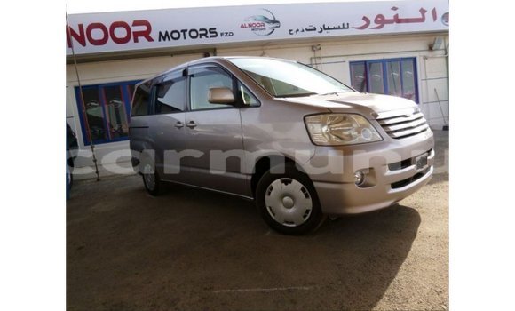 Acheter Import Voiture Toyota Voxy Autre à Import - Dubai, Région de la Bouenza Acheter Import Voiture Toyota Voxy Autre à Import - Dubai, Région de la Bouenza
