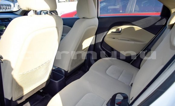 Buy Import Kia Rio White Car in Import - Dubai in Region of Bouenza Buy Import Kia Rio White Car in Import - Dubai in Region of Bouenza