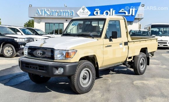 Acheter Import Voiture Toyota Land Cruiser Beige à Import - Dubai, Région de la Bouenza Acheter Import Voiture Toyota Land Cruiser Beige à Import - Dubai, Région de la Bouenza
