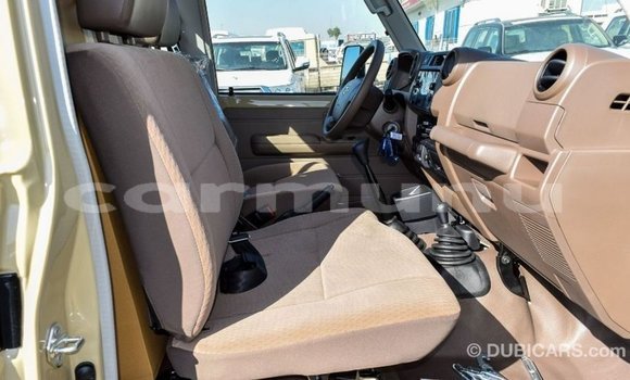 Acheter Import Voiture Toyota Land Cruiser Beige à Import - Dubai, Région de la Bouenza Acheter Import Voiture Toyota Land Cruiser Beige à Import - Dubai, Région de la Bouenza