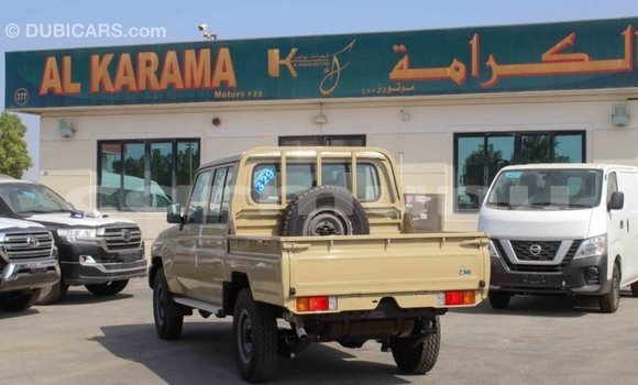 Acheter Import Voiture Toyota Land Cruiser Beige à Import - Dubai, Région de la Bouenza Acheter Import Voiture Toyota Land Cruiser Beige à Import - Dubai, Région de la Bouenza