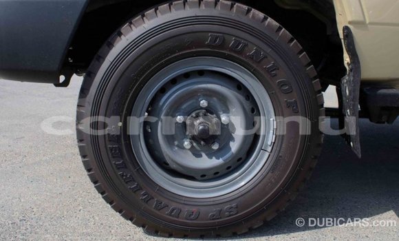 Acheter Import Voiture Toyota Land Cruiser Beige à Import - Dubai, Région de la Bouenza Acheter Import Voiture Toyota Land Cruiser Beige à Import - Dubai, Région de la Bouenza