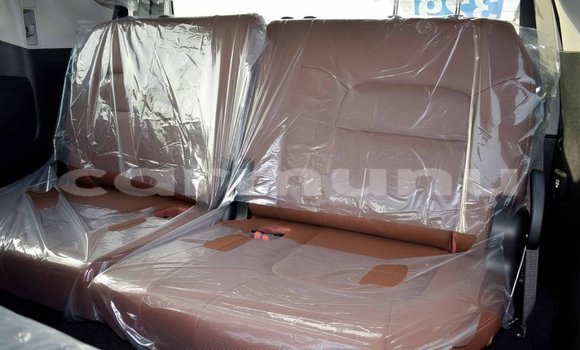 Acheter Import Voiture Toyota Land Cruiser Noir à Import - Dubai, Région de la Bouenza Acheter Import Voiture Toyota Land Cruiser Noir à Import - Dubai, Région de la Bouenza