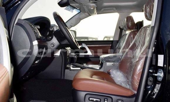 Acheter Import Voiture Toyota Land Cruiser Noir à Import - Dubai, Région de la Bouenza Acheter Import Voiture Toyota Land Cruiser Noir à Import - Dubai, Région de la Bouenza