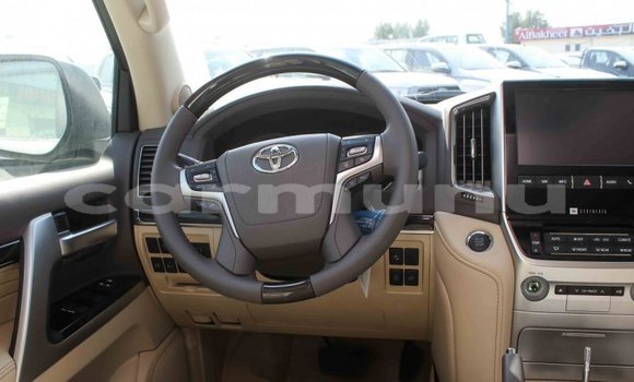 Acheter Import Voiture Toyota Hilux Autre à Import - Dubai, Région de la Bouenza Acheter Import Voiture Toyota Hilux Autre à Import - Dubai, Région de la Bouenza