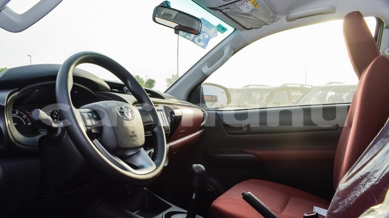 Big with watermark toyota hilux region of bouenza import dubai 3009