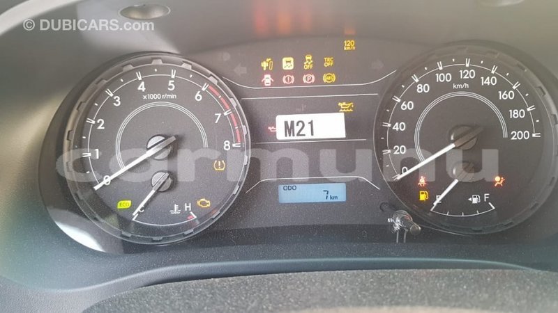 Big with watermark toyota hilux region de la bouenza import dubai 3010