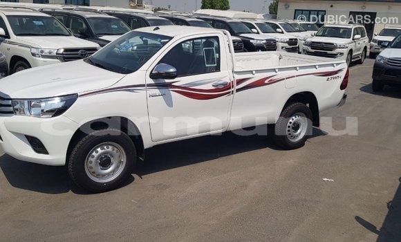 Acheter Import Voiture Toyota Hilux Blanc à Import - Dubai, Région de la Bouenza Acheter Import Voiture Toyota Hilux Blanc à Import - Dubai, Région de la Bouenza