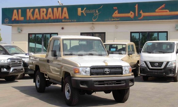 Acheter Import Voiture Toyota Land Cruiser Beige à Import - Dubai, Région de la Bouenza Acheter Import Voiture Toyota Land Cruiser Beige à Import - Dubai, Région de la Bouenza