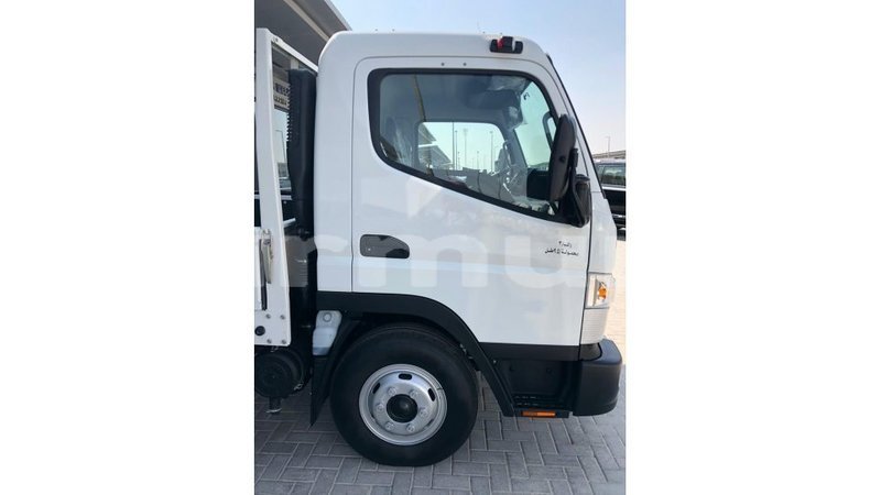 Big with watermark mitsubishi carisma region of bouenza import dubai 3018