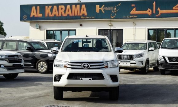 Acheter Import Voiture Toyota Hilux Blanc à Import - Dubai, Région de la Bouenza Acheter Import Voiture Toyota Hilux Blanc à Import - Dubai, Région de la Bouenza
