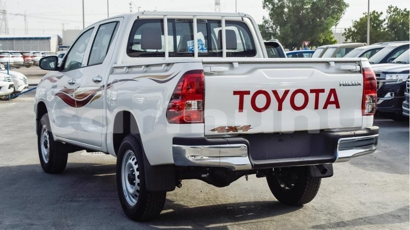 Big with watermark toyota hilux region of bouenza import dubai 3022