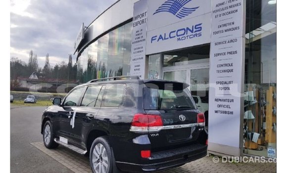 Buy Import Toyota Land Cruiser Black Car in Import - Dubai in Region of Bouenza Buy Import Toyota Land Cruiser Black Car in Import - Dubai in Region of Bouenza