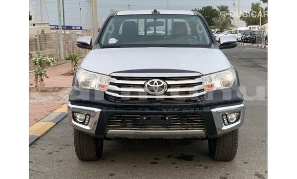 Acheter Import Voiture Toyota Hilux Noir à Import - Dubai, Région de la Bouenza Acheter Import Voiture Toyota Hilux Noir à Import - Dubai, Région de la Bouenza