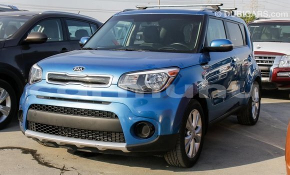 Acheter Import Voiture Kia Soul Bleu à Import - Dubai, Région de la Bouenza