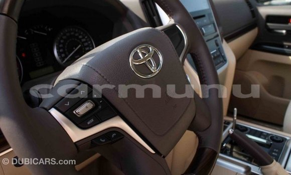 Acheter Import Voiture Toyota Land Cruiser Noir à Import - Dubai, Région de la Bouenza Acheter Import Voiture Toyota Land Cruiser Noir à Import - Dubai, Région de la Bouenza