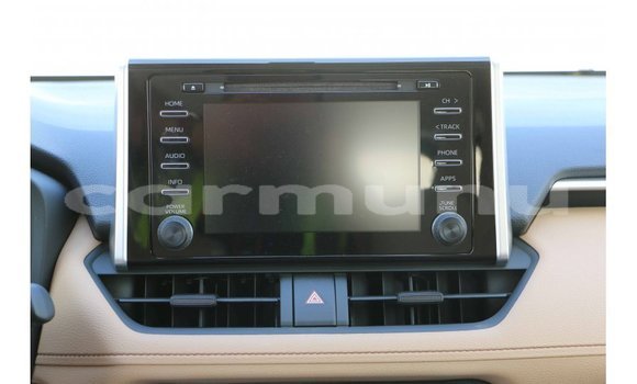 Buy Import Toyota HiAce White Truck in Import - Dubai in Region of Bouenza Buy Import Toyota HiAce White Truck in Import - Dubai in Region of Bouenza