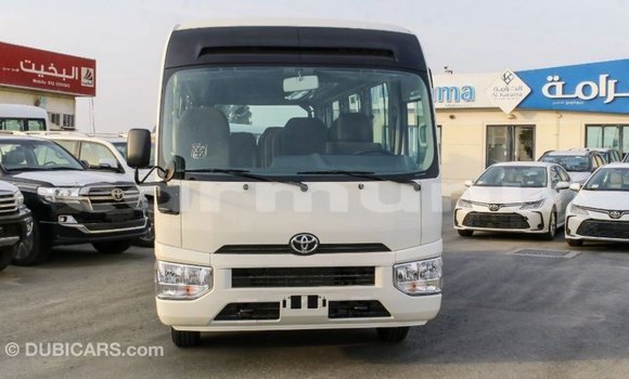 Acheter Import Voiture Toyota Coaster Blanc à Import - Dubai, Région de la Bouenza Acheter Import Voiture Toyota Coaster Blanc à Import - Dubai, Région de la Bouenza
