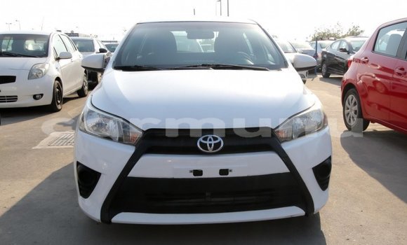 Buy Import Toyota Yaris White Car in Import - Dubai in Region of Bouenza Buy Import Toyota Yaris White Car in Import - Dubai in Region of Bouenza