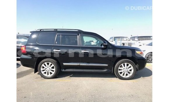 Acheter Import Voiture Toyota Land Cruiser Noir à Import - Dubai, Région de la Bouenza Acheter Import Voiture Toyota Land Cruiser Noir à Import - Dubai, Région de la Bouenza