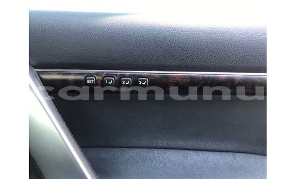 Acheter Import Voiture Toyota Land Cruiser Noir à Import - Dubai, Région de la Bouenza Acheter Import Voiture Toyota Land Cruiser Noir à Import - Dubai, Région de la Bouenza