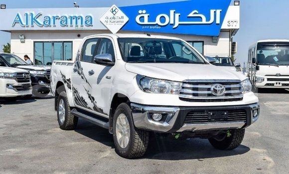 Acheter Import Voiture Toyota Hilux Blanc à Import - Dubai, Région de la Bouenza Acheter Import Voiture Toyota Hilux Blanc à Import - Dubai, Région de la Bouenza