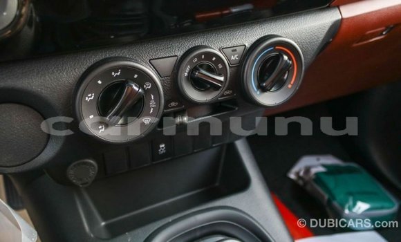 Buy Import Toyota Hilux White Car in Import - Dubai in Region of Bouenza Buy Import Toyota Hilux White Car in Import - Dubai in Region of Bouenza