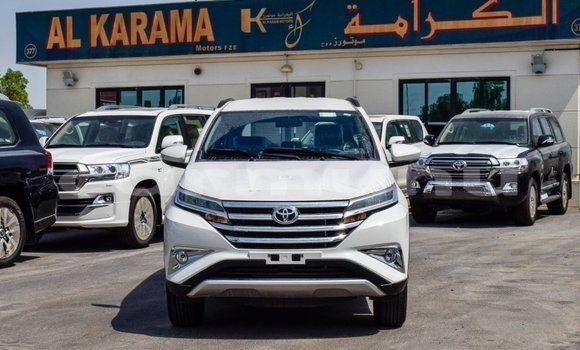 Acheter Import Voiture Toyota Rush Blanc à Import - Dubai, Région de la Bouenza Acheter Import Voiture Toyota Rush Blanc à Import - Dubai, Région de la Bouenza