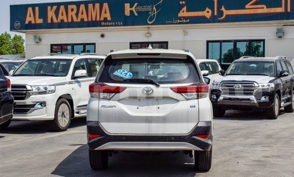 Acheter Import Voiture Toyota Rush Blanc à Import - Dubai, Région de la Bouenza Acheter Import Voiture Toyota Rush Blanc à Import - Dubai, Région de la Bouenza