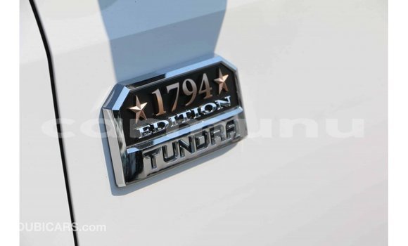Buy Import Toyota Tundra White Car in Import - Dubai in Region of Bouenza Buy Import Toyota Tundra White Car in Import - Dubai in Region of Bouenza