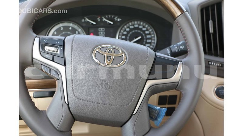 Big with watermark toyota land cruiser region of bouenza import dubai 3058