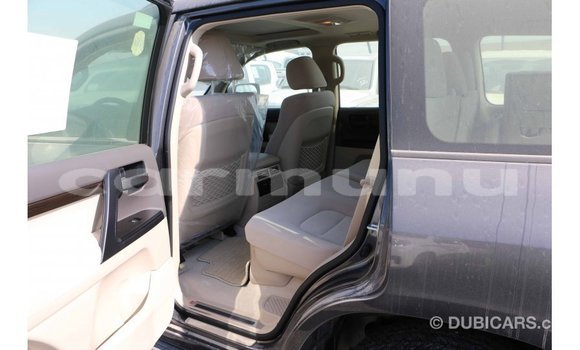 Buy Import Toyota Land Cruiser Black Car in Import - Dubai in Region of Bouenza Buy Import Toyota Land Cruiser Black Car in Import - Dubai in Region of Bouenza