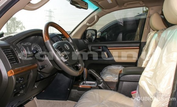 Buy Import Toyota Land Cruiser Other Car in Import - Dubai in Region of Bouenza Buy Import Toyota Land Cruiser Other Car in Import - Dubai in Region of Bouenza