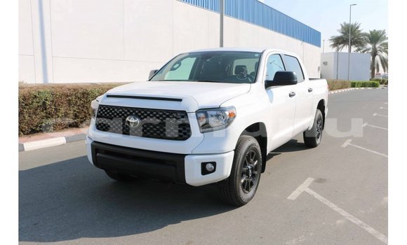 Buy Import Toyota Tundra White Car in Import - Dubai in Region of Bouenza Buy Import Toyota Tundra White Car in Import - Dubai in Region of Bouenza