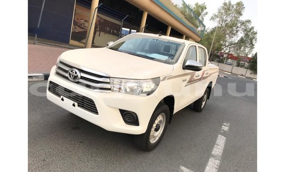 Buy Import Toyota Hilux White Car in Import - Dubai in Region of Bouenza Buy Import Toyota Hilux White Car in Import - Dubai in Region of Bouenza