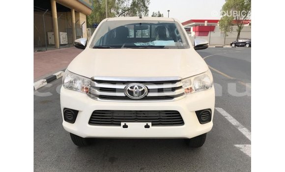 Buy Import Toyota Hilux White Car in Import - Dubai in Region of Bouenza Buy Import Toyota Hilux White Car in Import - Dubai in Region of Bouenza
