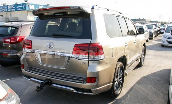 Buy Import Toyota Land Cruiser Other Car in Import - Dubai in Region of Bouenza Buy Import Toyota Land Cruiser Other Car in Import - Dubai in Region of Bouenza